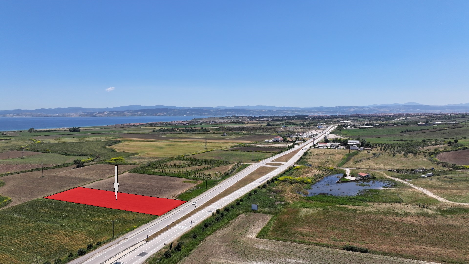 GELİBOLU YAZICIZADE MAHALLESİNDE ASFALT YOLA CEPHELİ 3,290m2